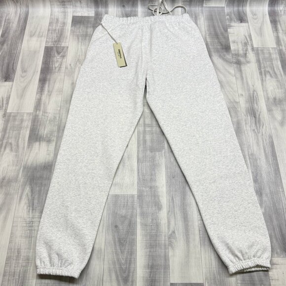 ✅Mens M Essentials Fear of God Gray/Light Oatmeal Sweatpants Joggers Drawstring - Picture 2 of 10